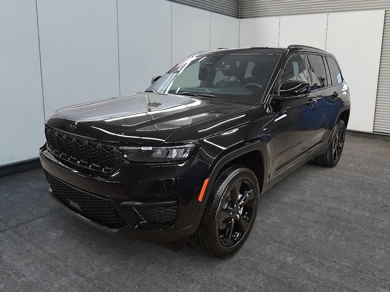 2024 Jeep Grand Cherokee ALTITUDE 4X4 // TEMPS FROIDS HEATED SEATS AND STEE