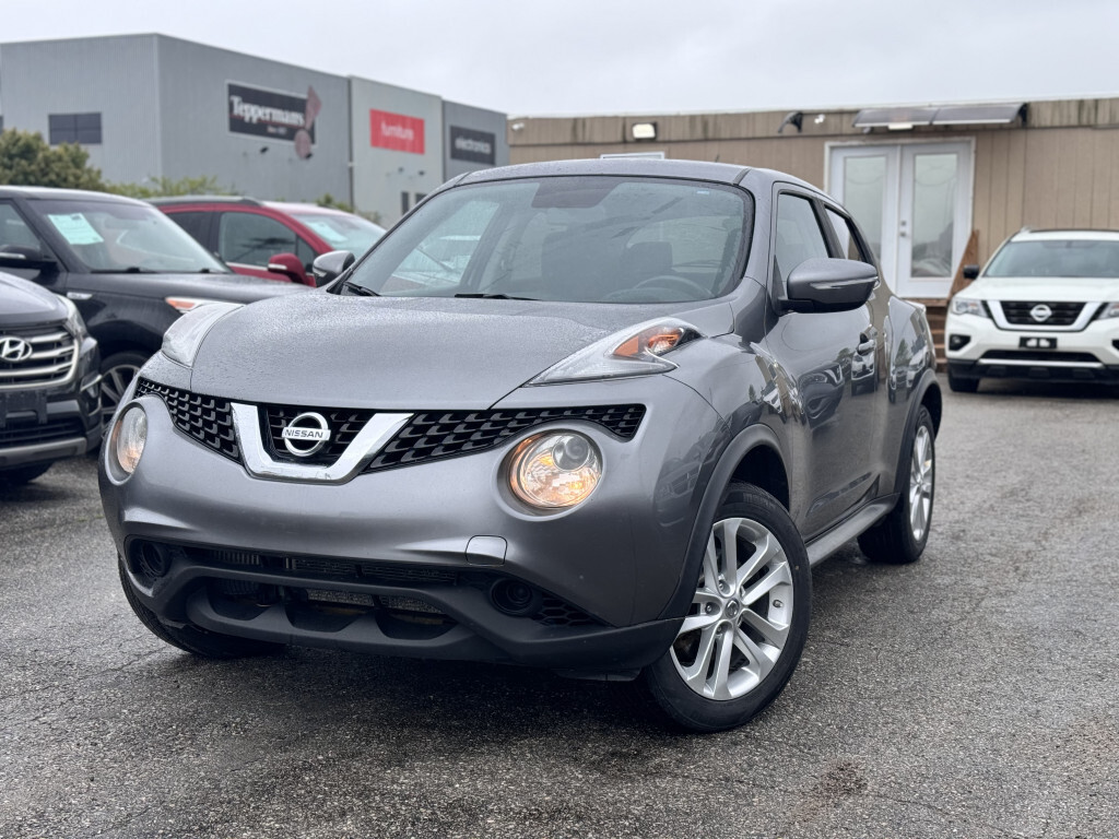 2017 Nissan Juke SV AWD | Backup Camera Heated Seats Bluetooth Crui