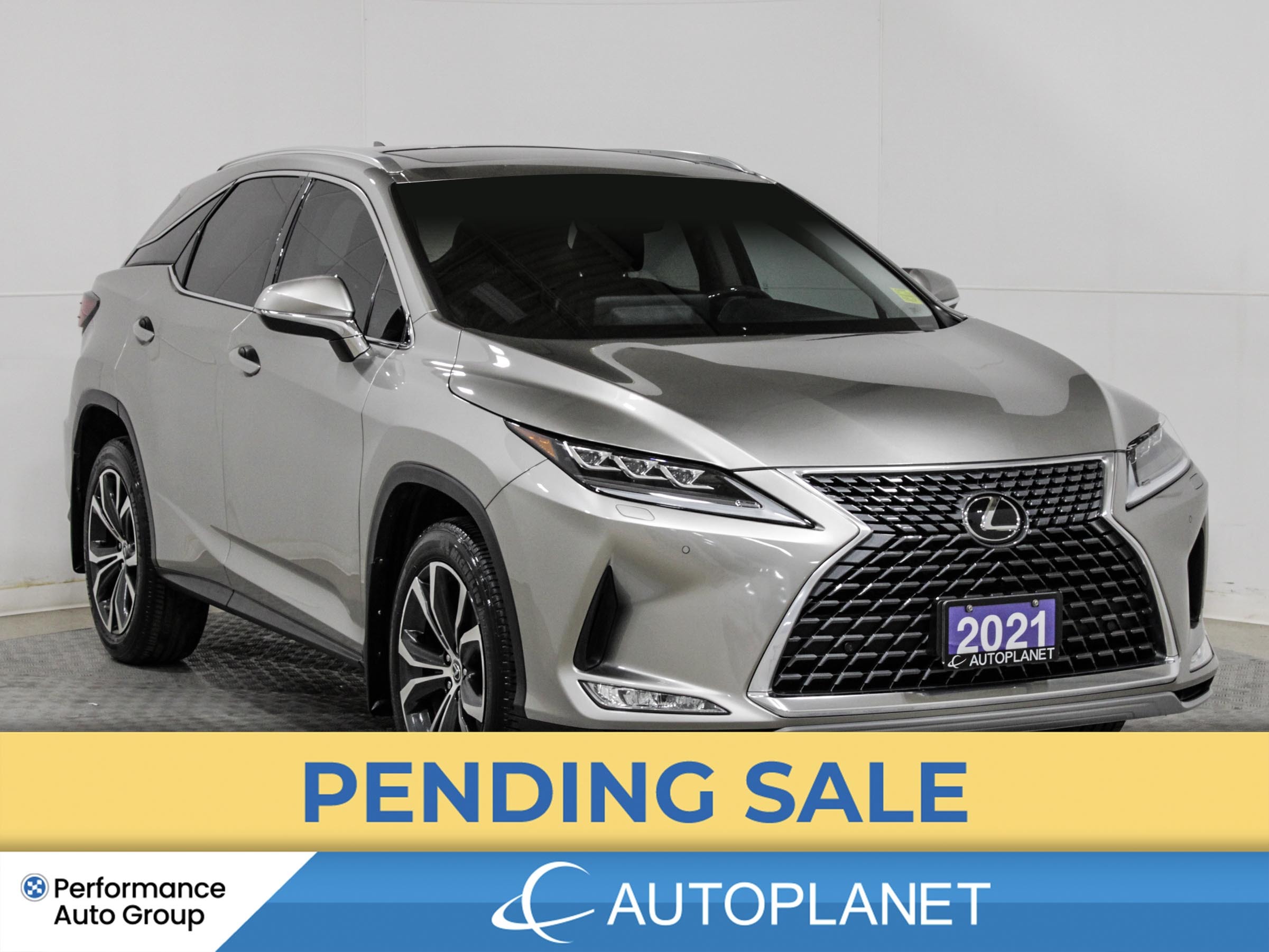 2021 Lexus RX 350 Luxury AWD, Navi, Sunroof, Back Up Cam!