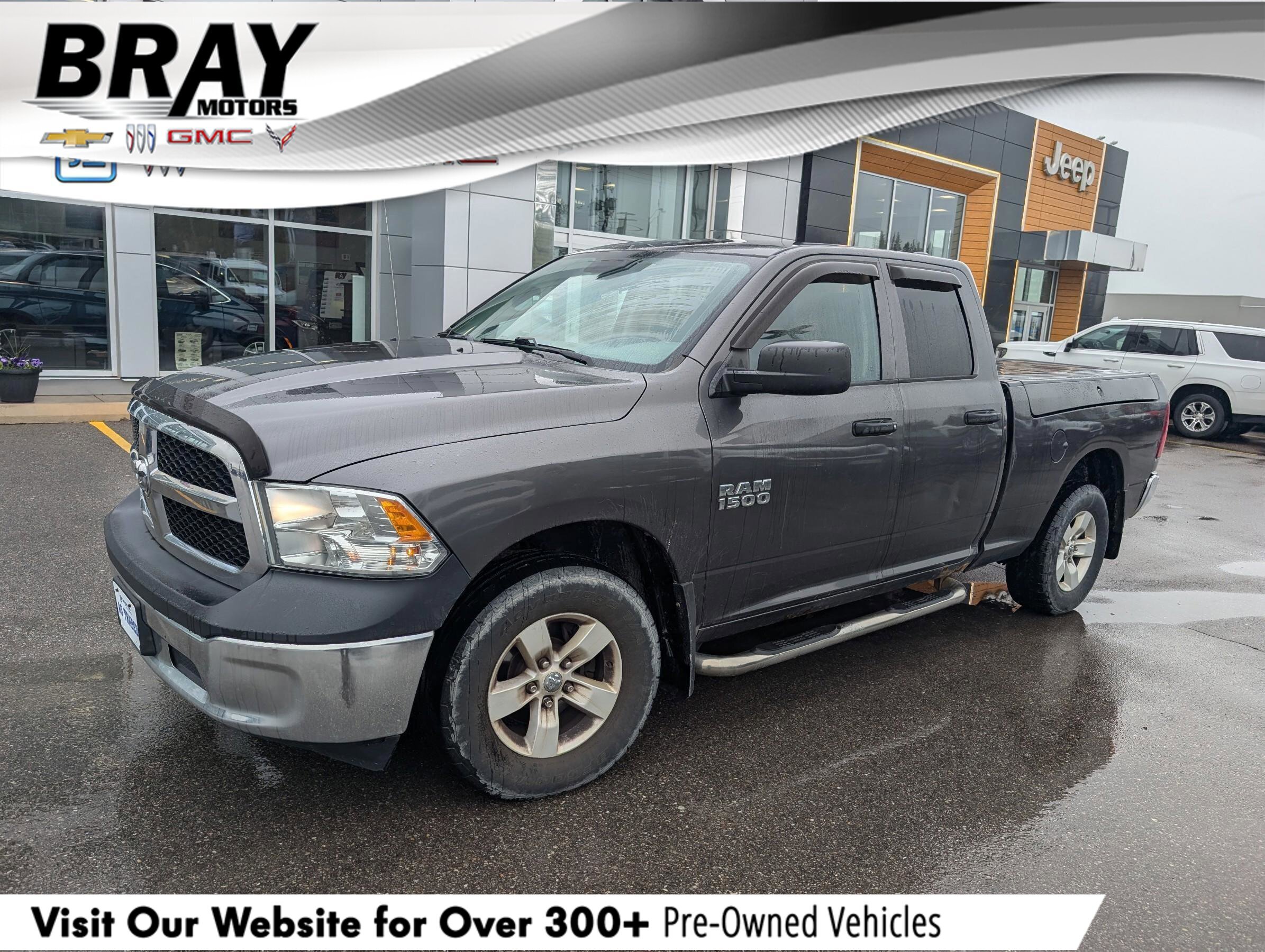2016 Ram 1500 4WD Quad Cab 140.5  ST