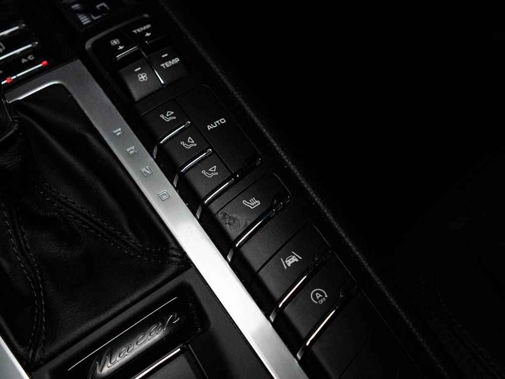 2021 Porsche Macan PANO ROOF   LED HEADLIGHTS   LEATHER, Toronto, Cash