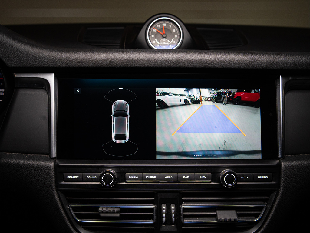 2021 Porsche Macan PANO ROOF   LED HEADLIGHTS   LEATHER, Toronto, Cash