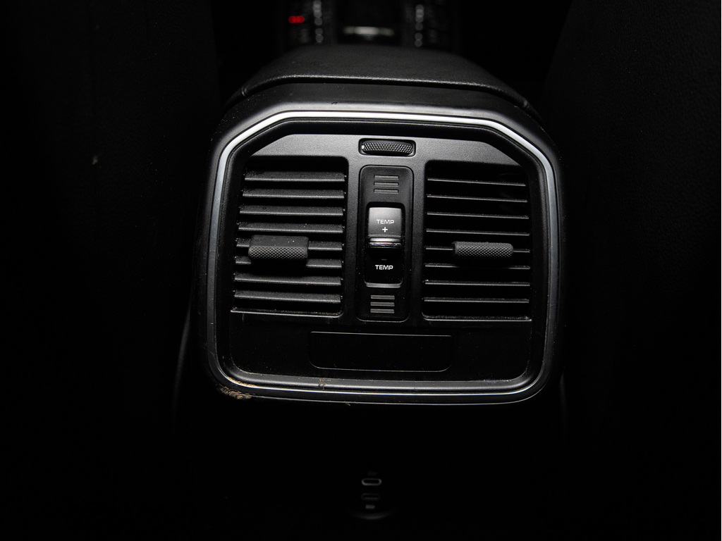 2021 Porsche Macan PANO ROOF   LED HEADLIGHTS   LEATHER, Toronto, Cash