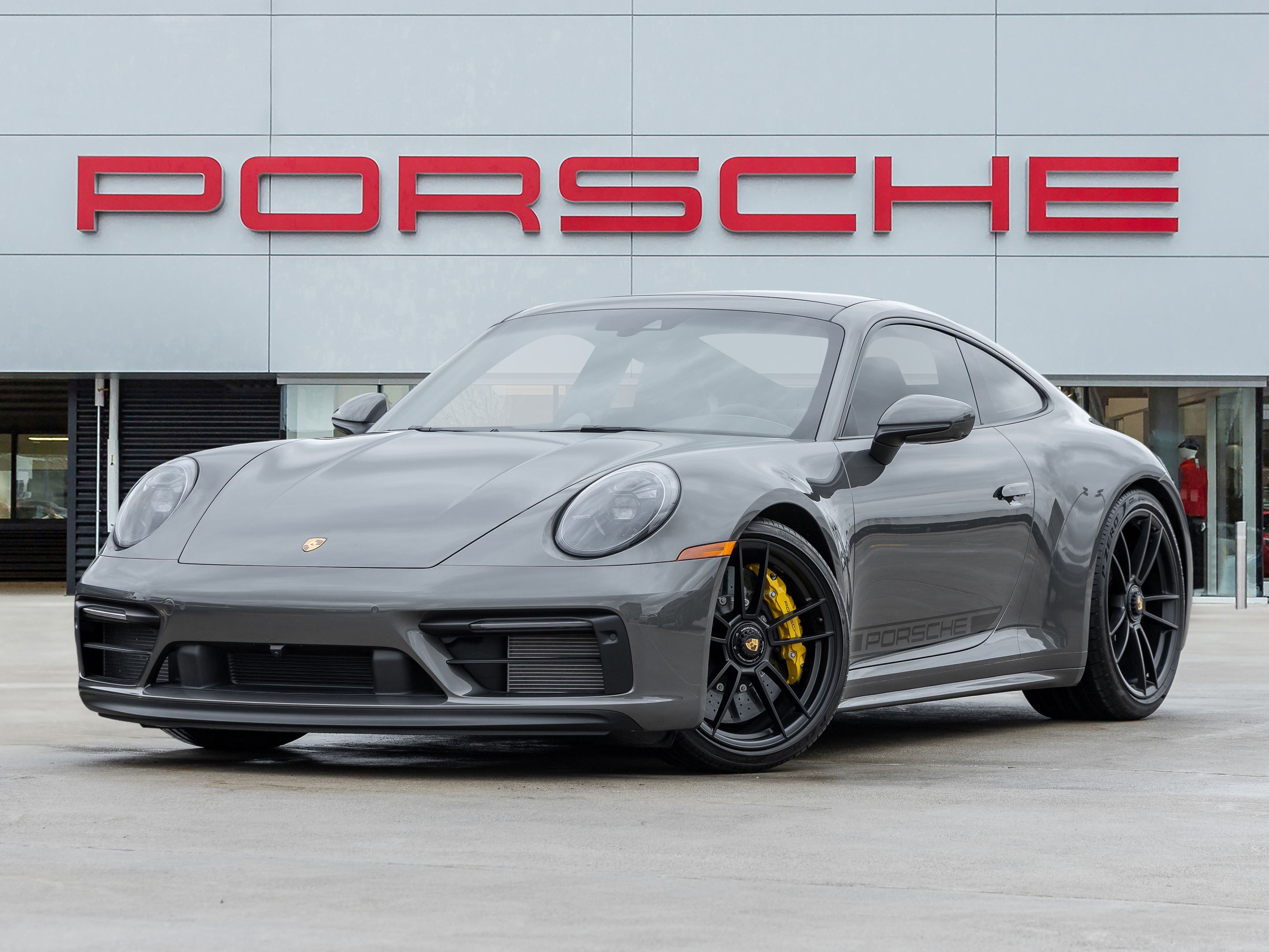 2024 Porsche 911 Carrera 4 GTS Coupe | Ceramic Brakes