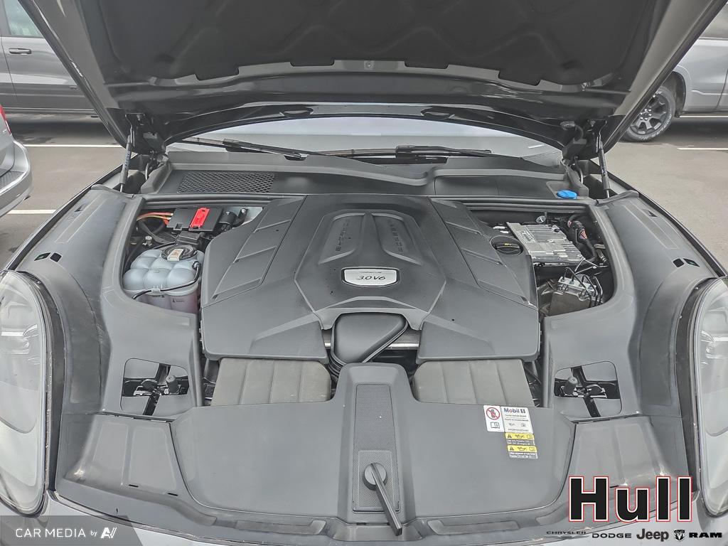 2023 Porsche Cayenne Platinum Edition, Toronto, Cash