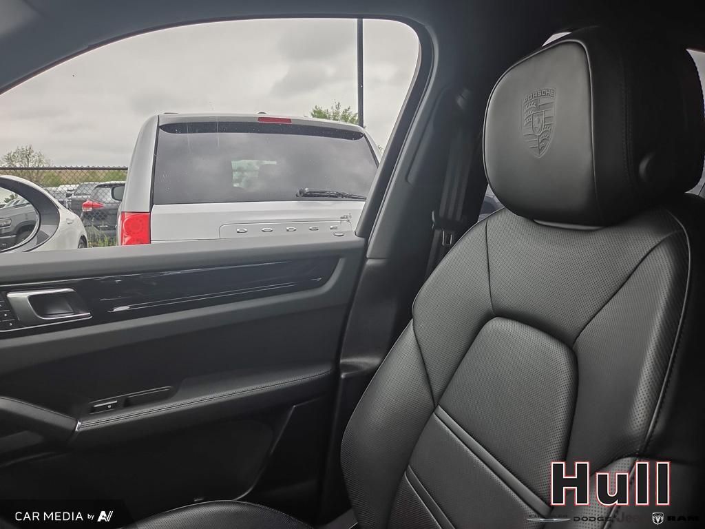 2023 Porsche Cayenne Platinum Edition, Toronto, Cash