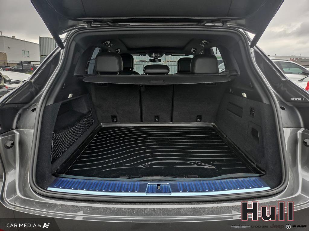 2023 Porsche Cayenne Platinum Edition, Toronto, Cash