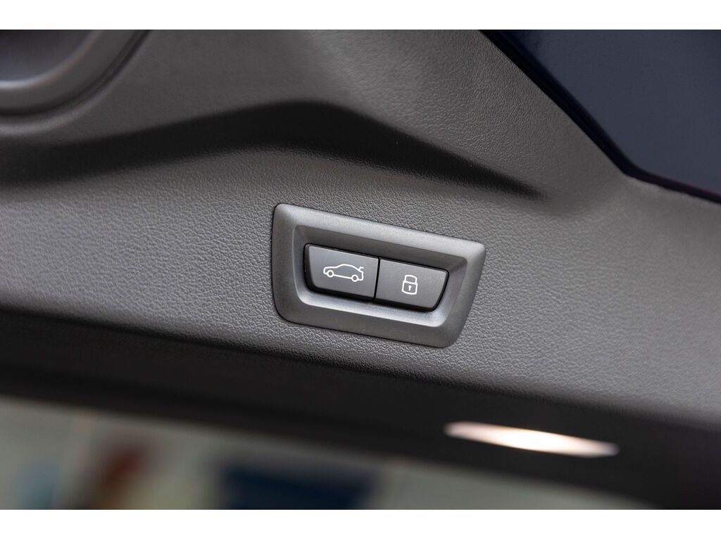 2024 BMW X5 PHEV xDrive50, Vancouver, Cash