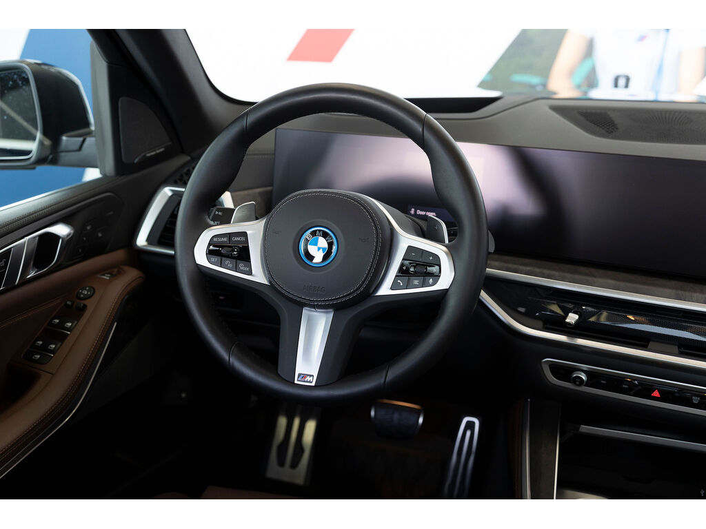 2024 BMW X5 PHEV xDrive50, Vancouver, Cash