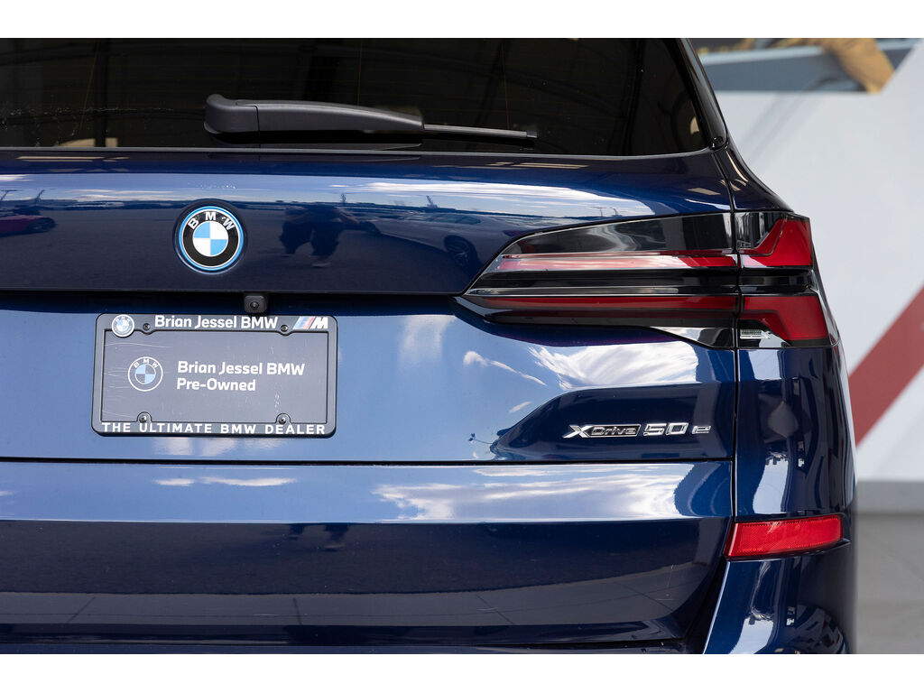 2024 BMW X5 PHEV xDrive50, Vancouver, Cash