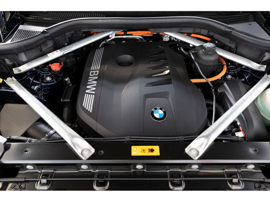 2024 BMW X5 PHEV xDrive50, Vancouver, Cash