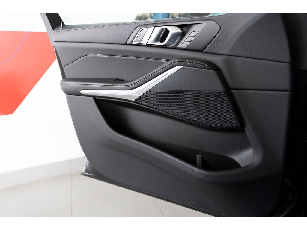 2022 BMW X5 xDrive40i, Vancouver, Cash