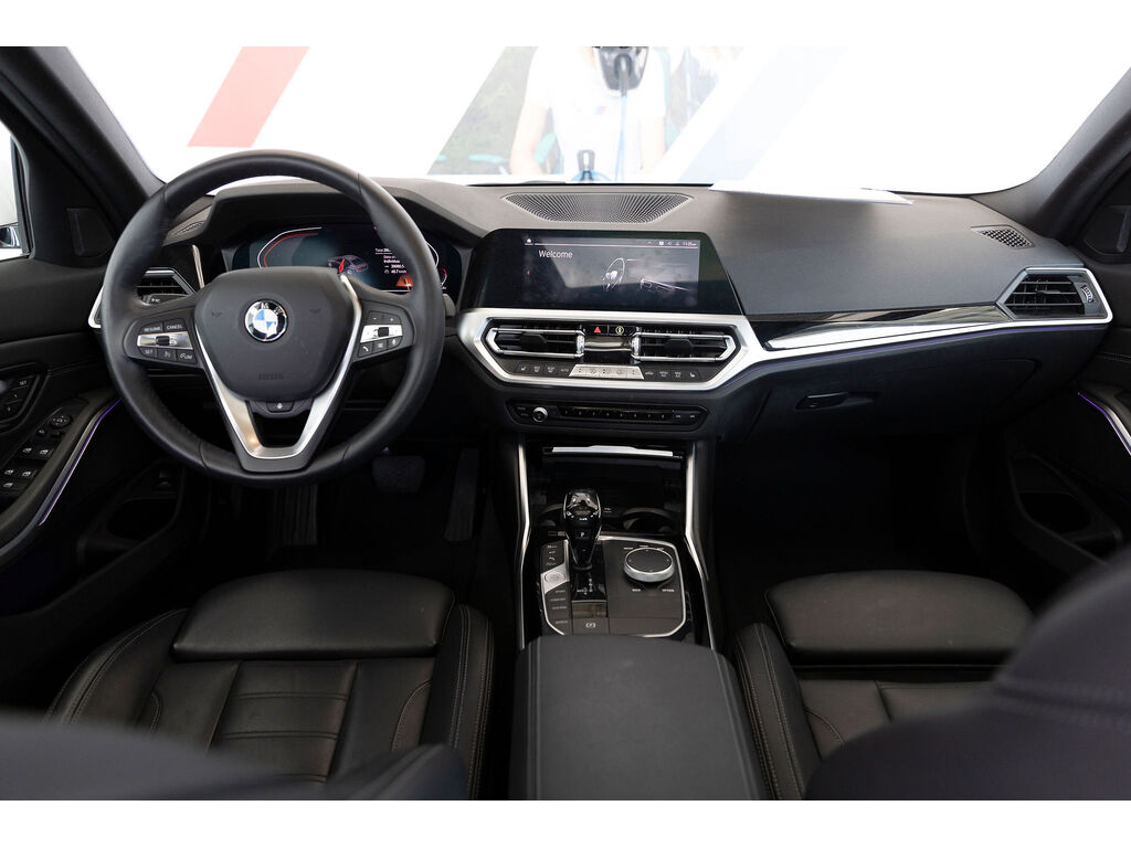2021 BMW 330i xDrive, Vancouver, Cash