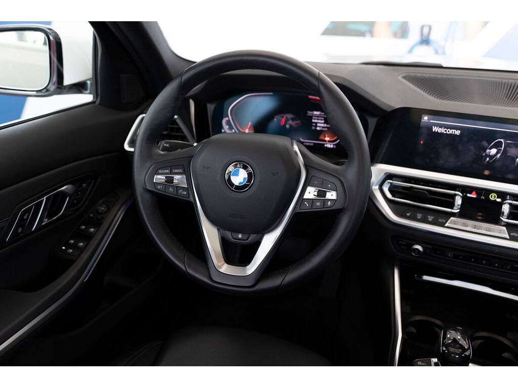2021 BMW 330i xDrive, Vancouver, Cash