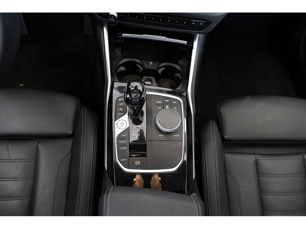 2021 BMW 330i xDrive, Vancouver, Cash