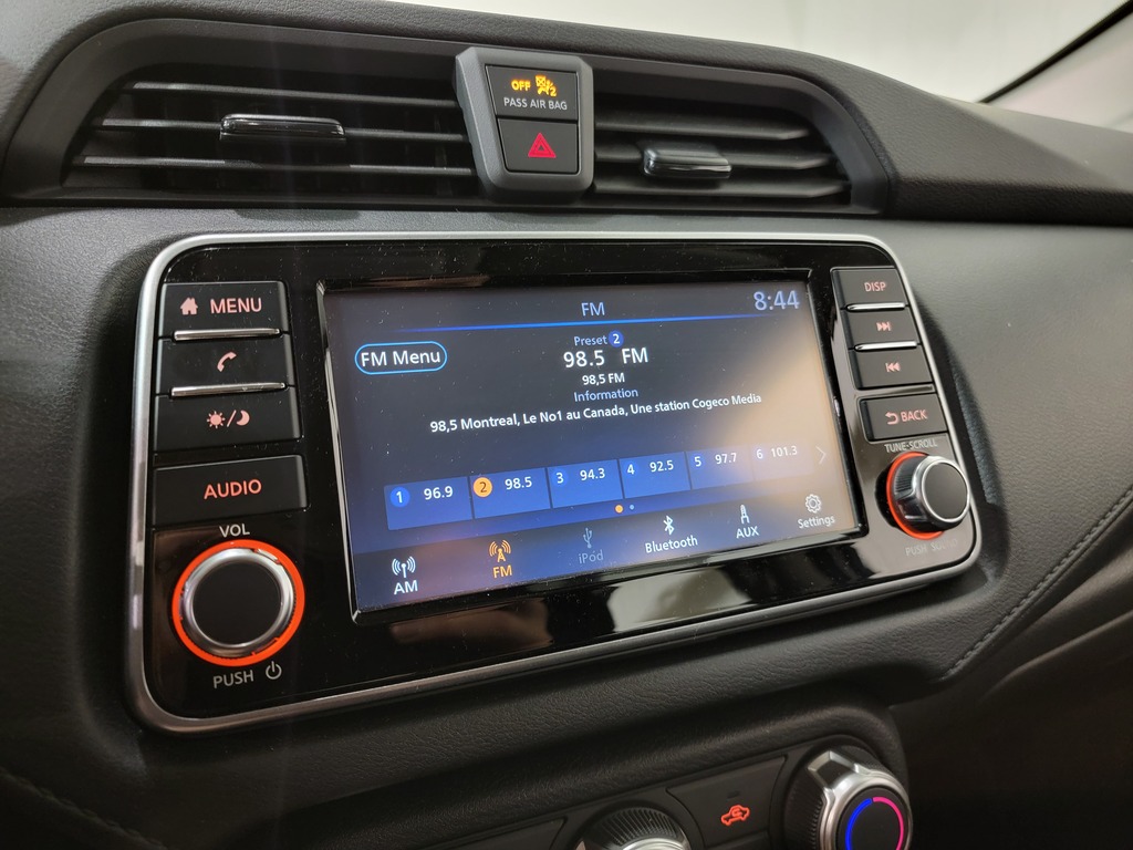 Nissan Versa 2024