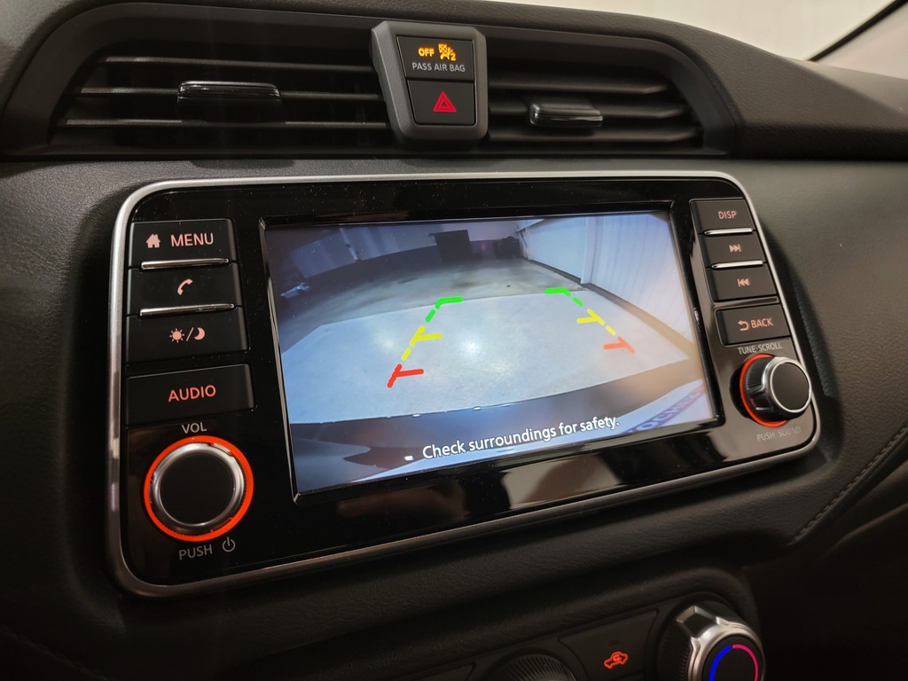 Nissan Versa 2024