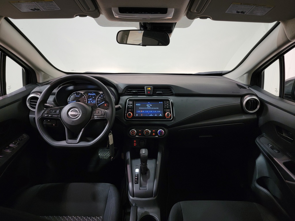 Nissan Versa 2024