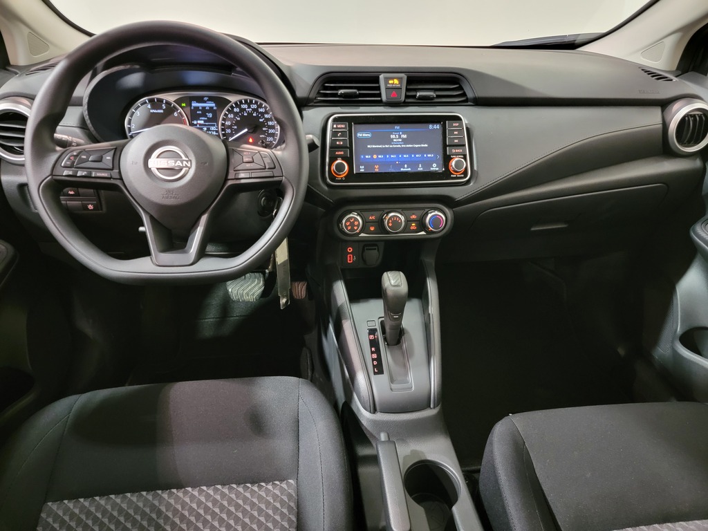 Nissan Versa 2024