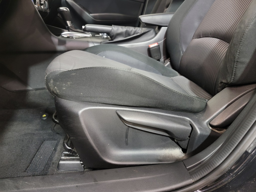 Mazda Mazda3 2014