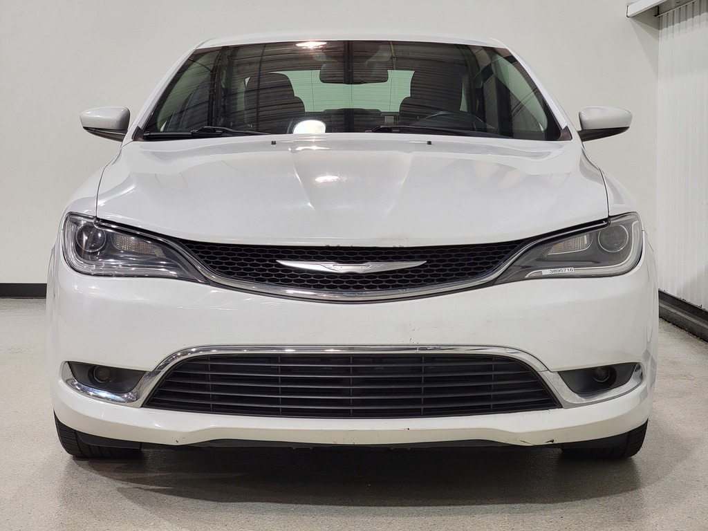 Chrysler 200 2015