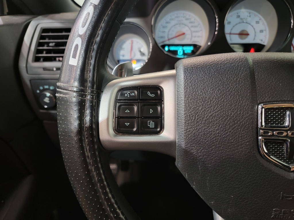 Dodge Challenger 2013