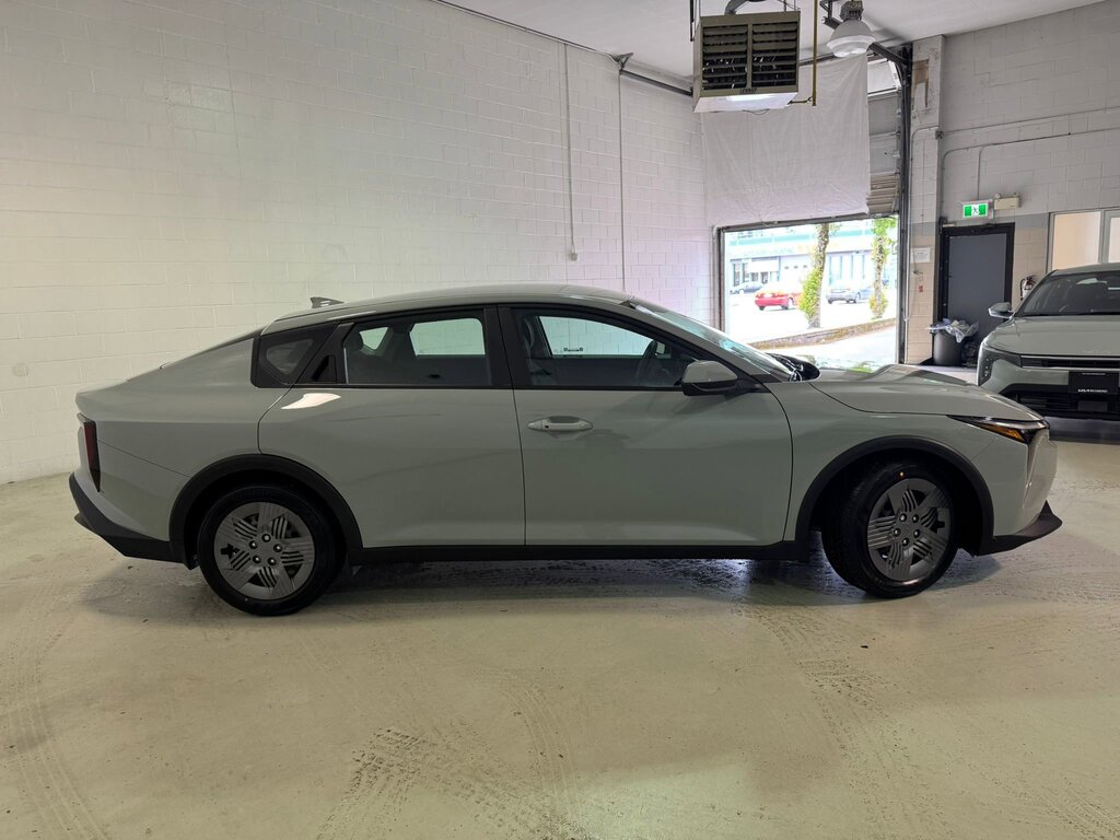 2025 Kia K4 LX, Vancouver, Cash
