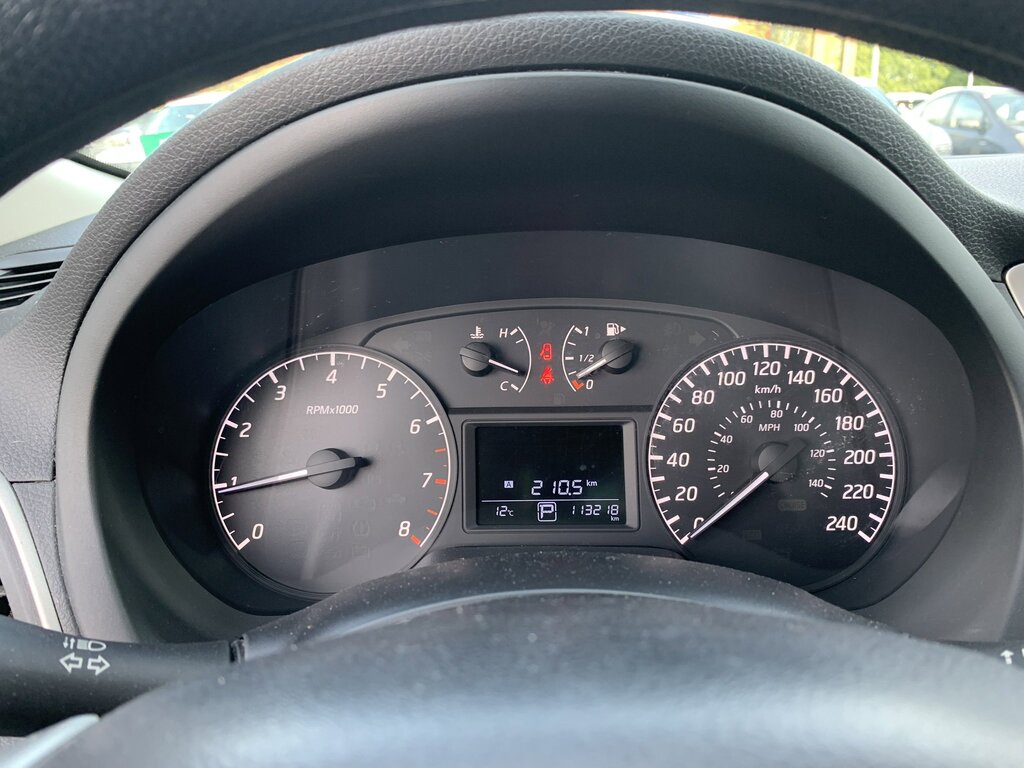 2015 Nissan Sentra 1.8 S, Vancouver, Cash