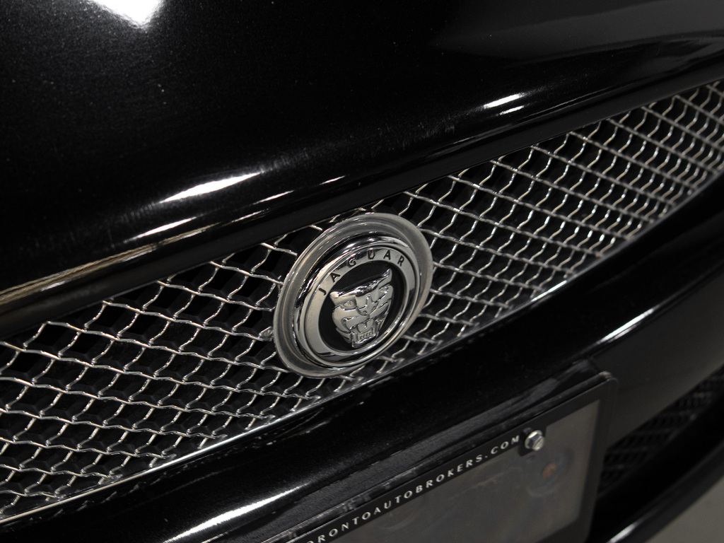 2011 Jaguar XK COUPE   BW   20 IN WHEELS   NAV, Toronto, Cash