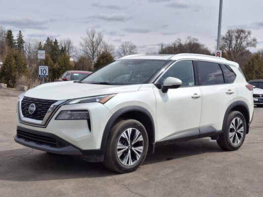 2021 Nissan Rogue SV / Panoramic Sunroof / 360 Camera / Heated Seats