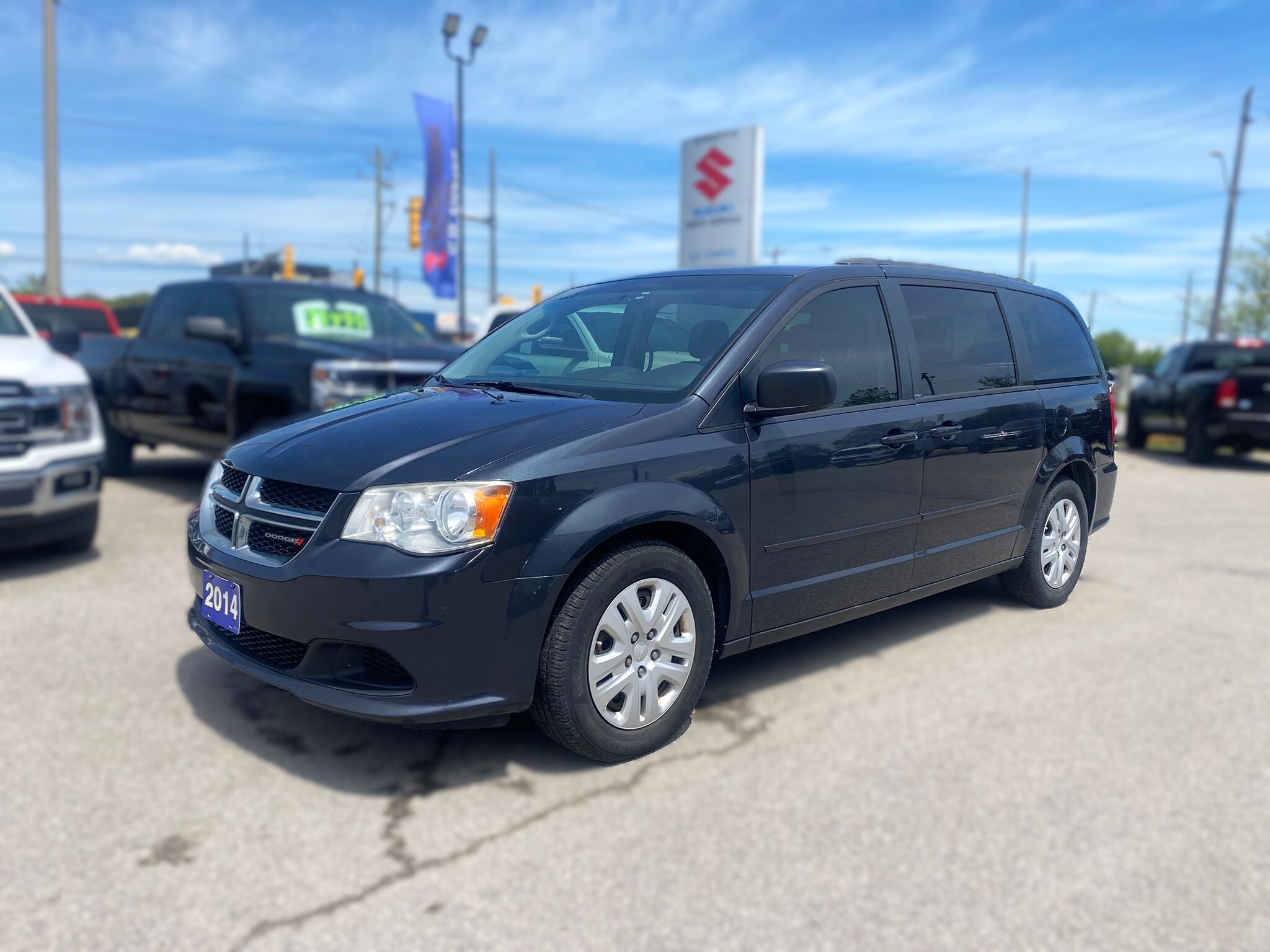 2014 Dodge Grand Caravan SXT ~ Heated Mirrors ~Rear Air ~Stow 'N Go ~A/C