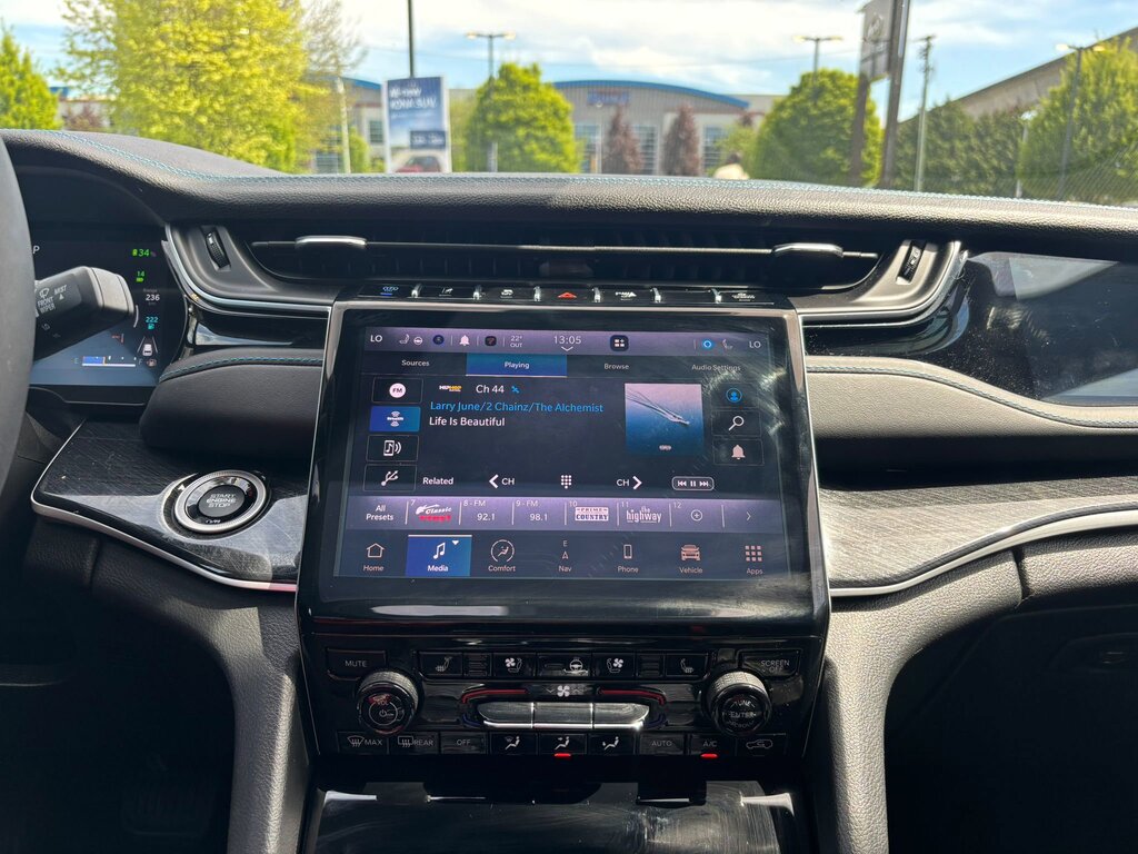 2023 Jeep Grand Cherokee 4xe Trailhawk, Vancouver, Cash
