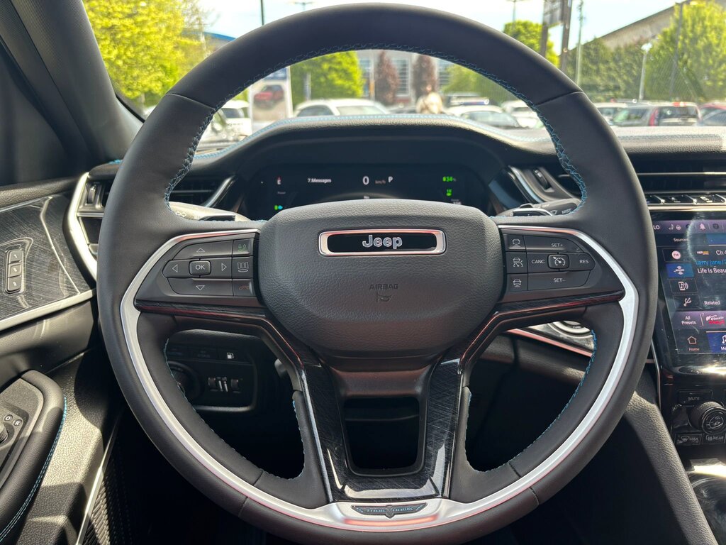 2023 Jeep Grand Cherokee 4xe Trailhawk, Vancouver, Cash