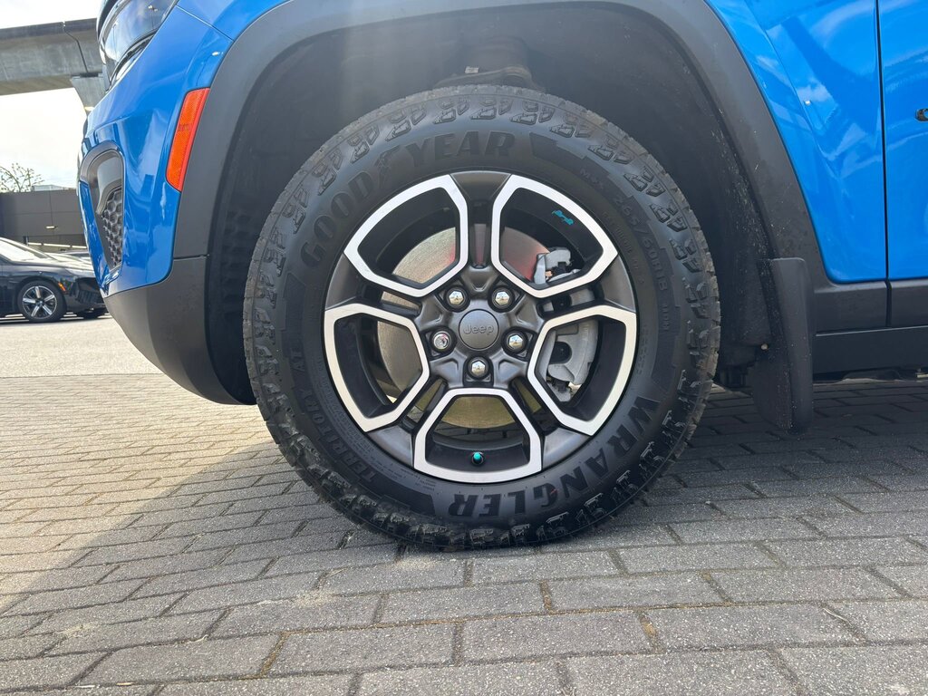 2023 Jeep Grand Cherokee 4xe Trailhawk, Vancouver, Cash