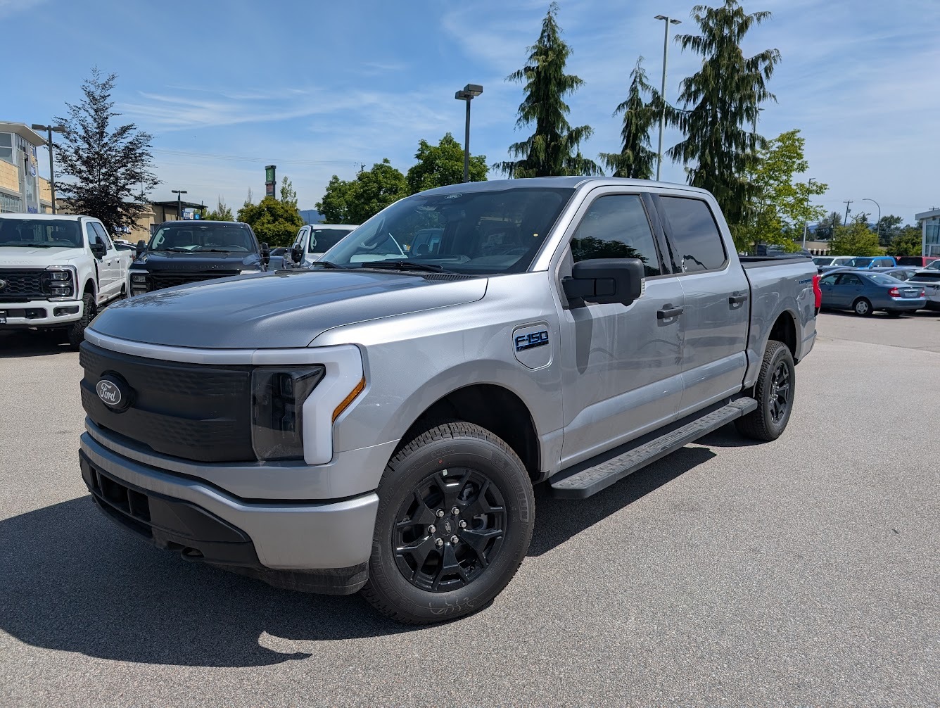 2025 Ford F-150 Lightning XLT - Max Trailer Tow, Pro Power OnBoard