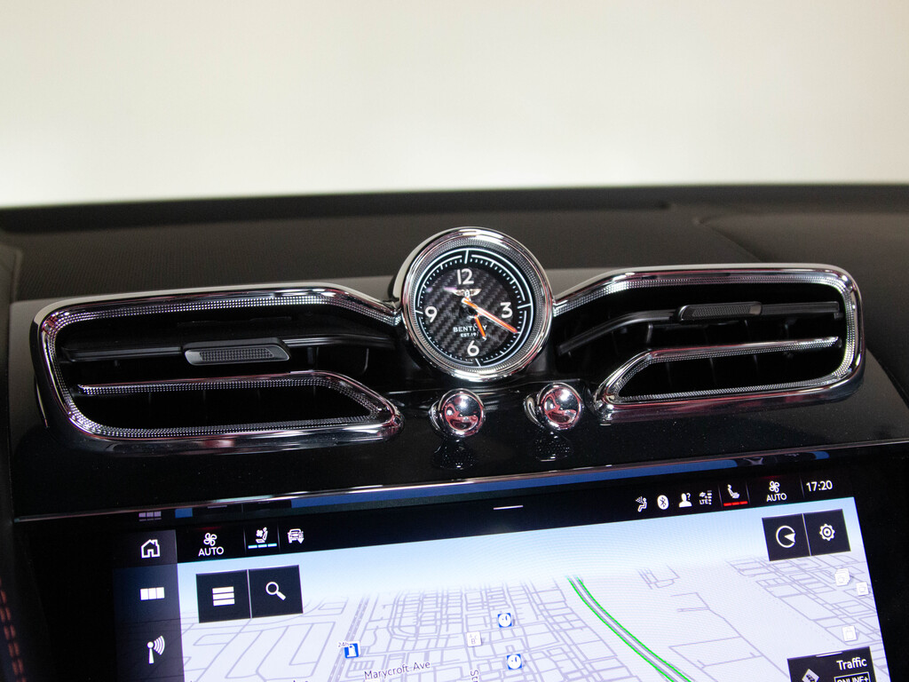 2021 Bentley Bentayga V8, Toronto, Cash