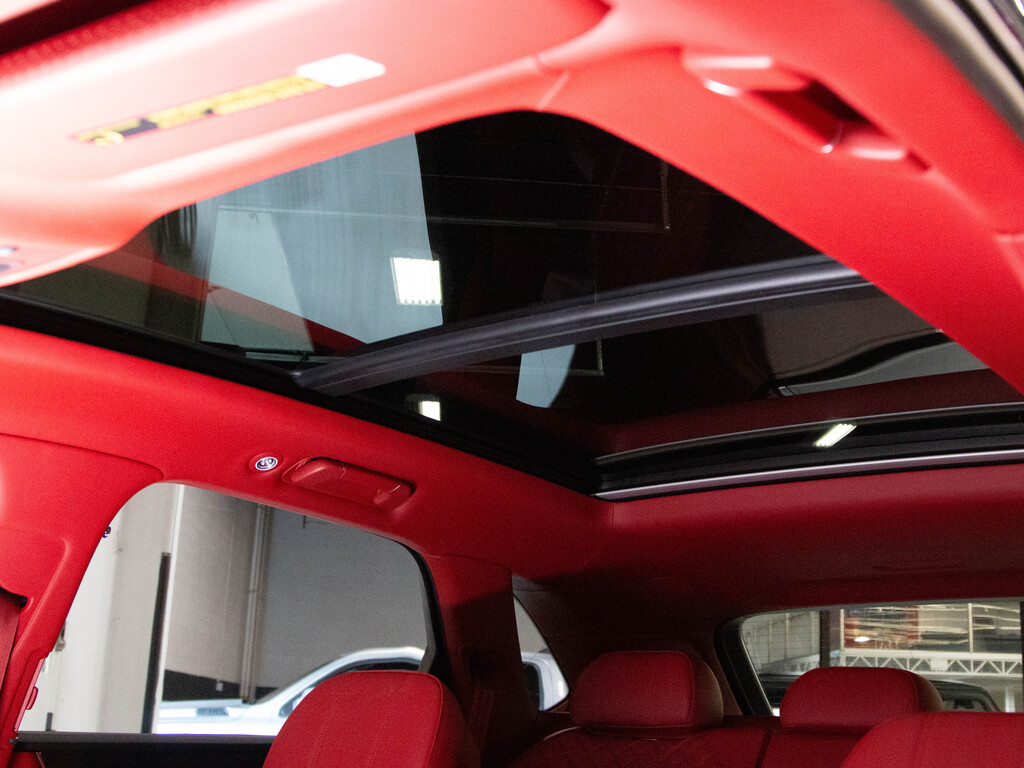 2021 Bentley Bentayga V8, Toronto, Cash