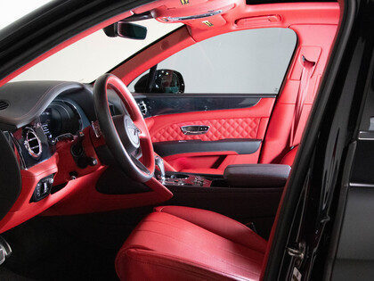 used 2021 Bentley Bentayga car, priced at $218,900