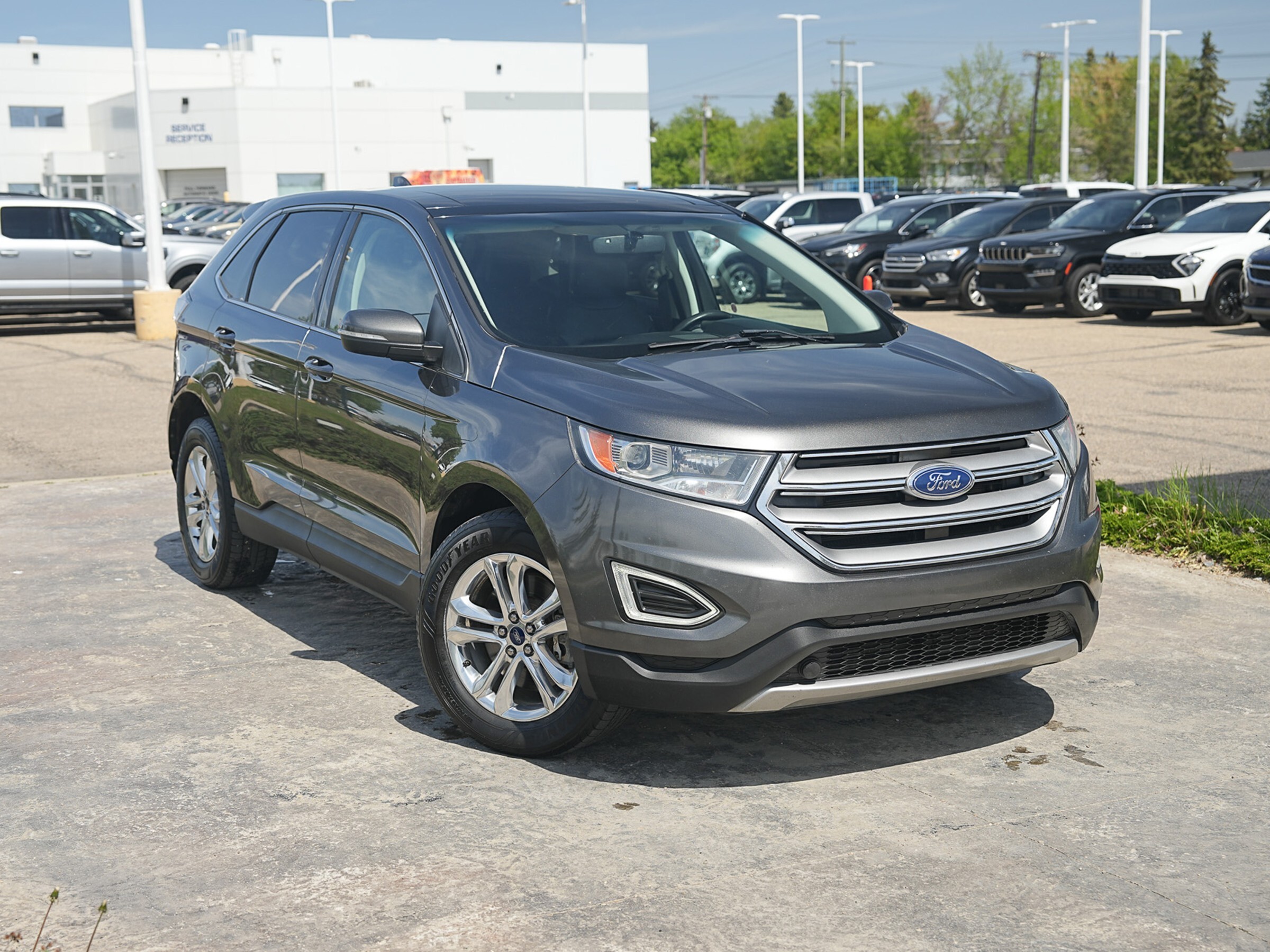 2018 Ford Edge SEL AWD, Leather, Sunroof, Nav, Cold Weather Pkg