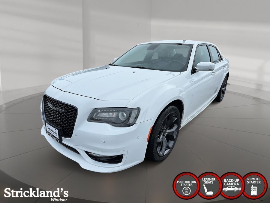 2022 Chrysler 300 TOURING L Sedan