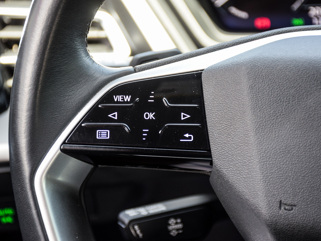 2023 Audi Q4 e-tron 50, Toronto, Cash
