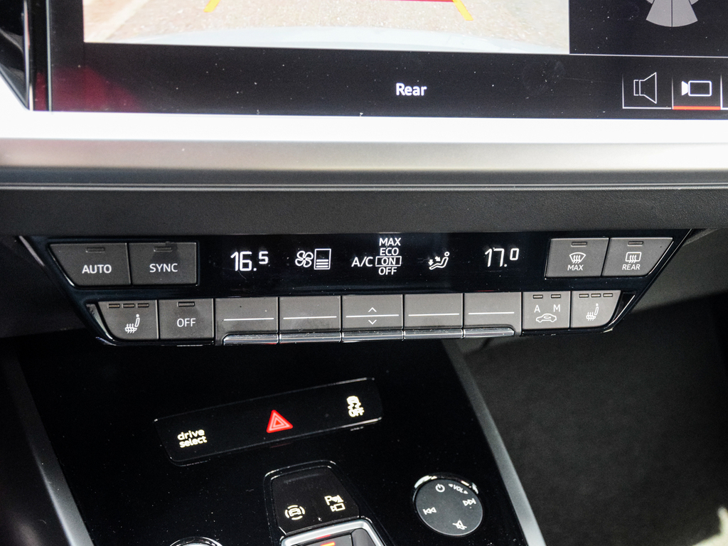 2023 Audi Q4 e-tron 50, Toronto, Cash