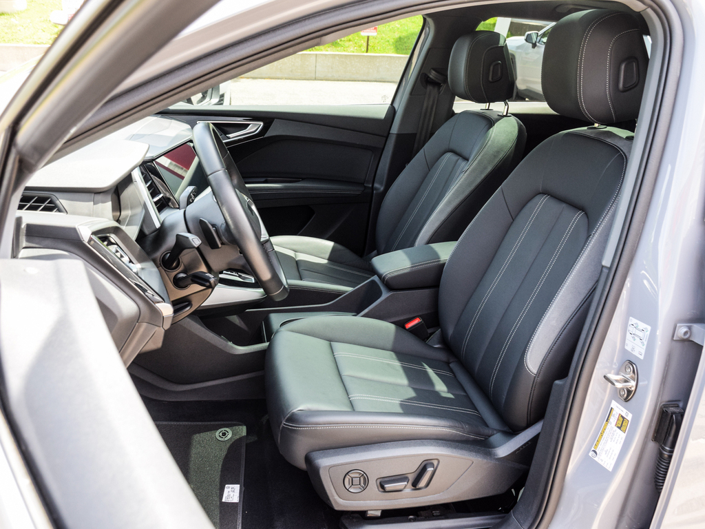 2023 Audi Q4 e-tron 50, Toronto, Cash