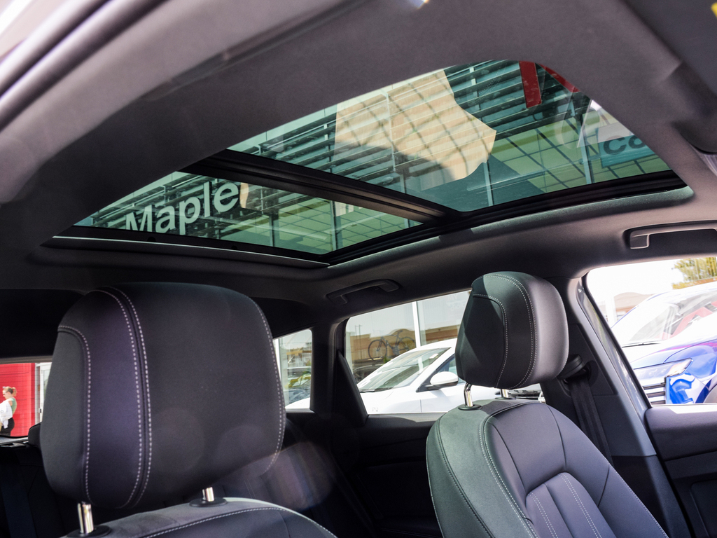 2023 Audi Q4 e-tron 50, Toronto, Cash
