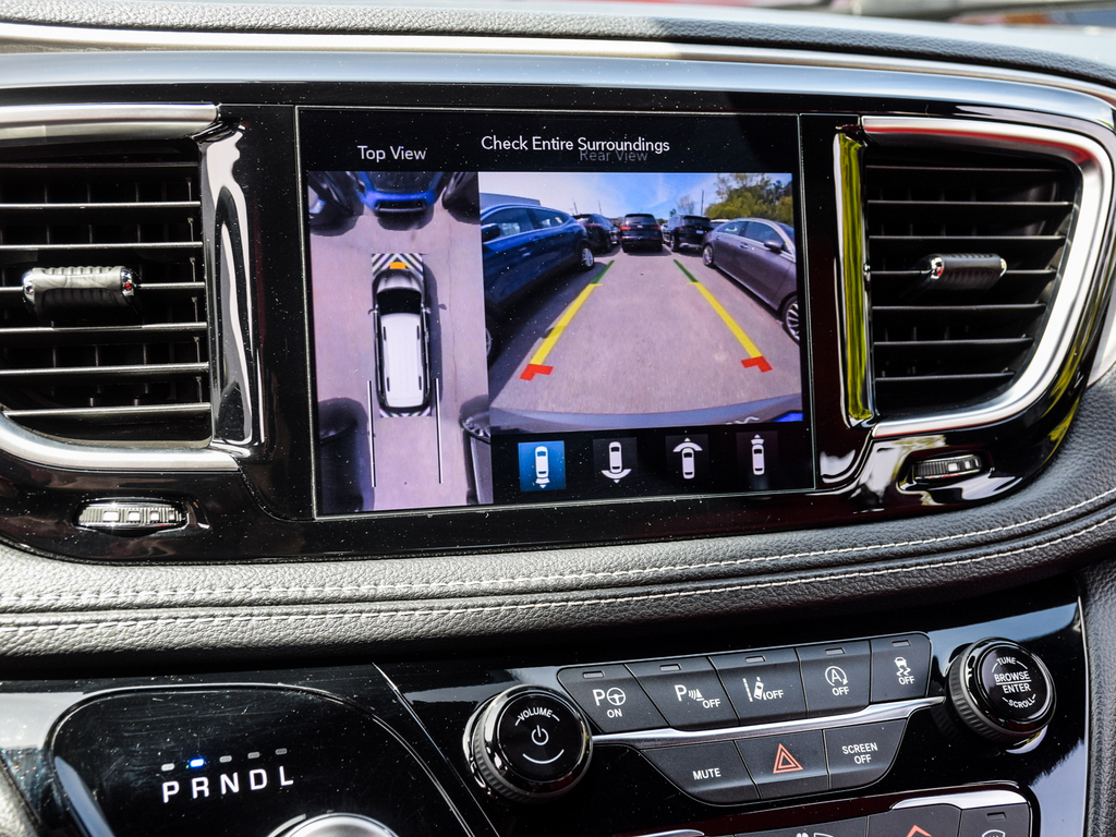 2020 Chrysler Pacifica Red S, Toronto, Cash