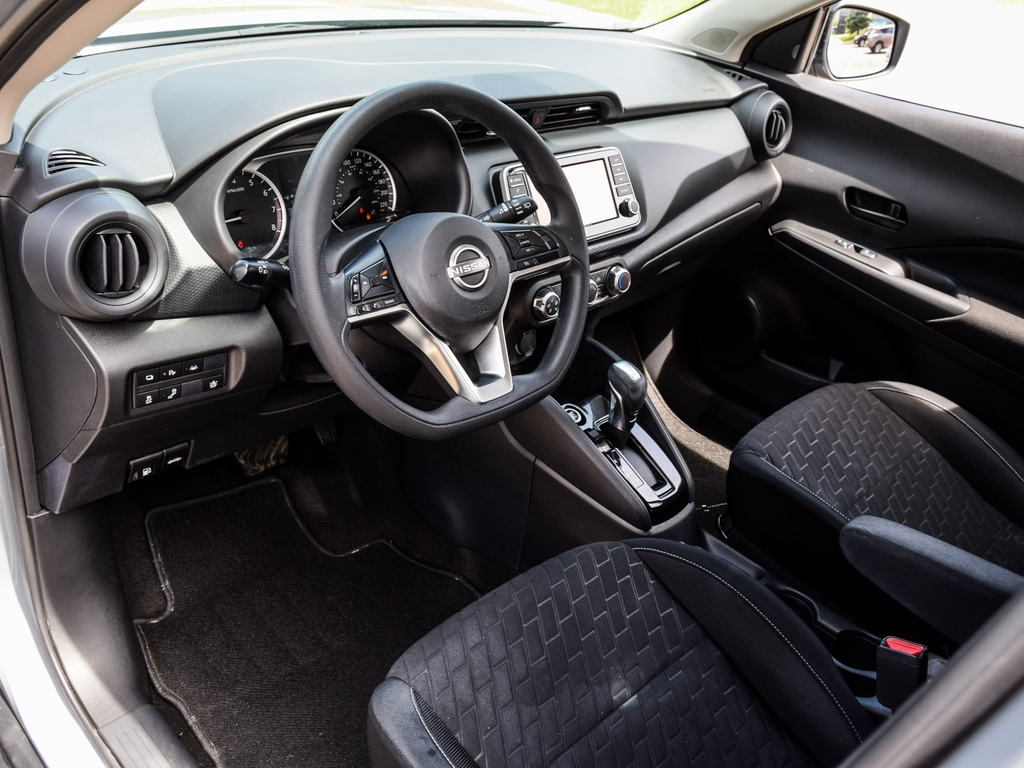 2022 Nissan Kicks S, Toronto, Cash