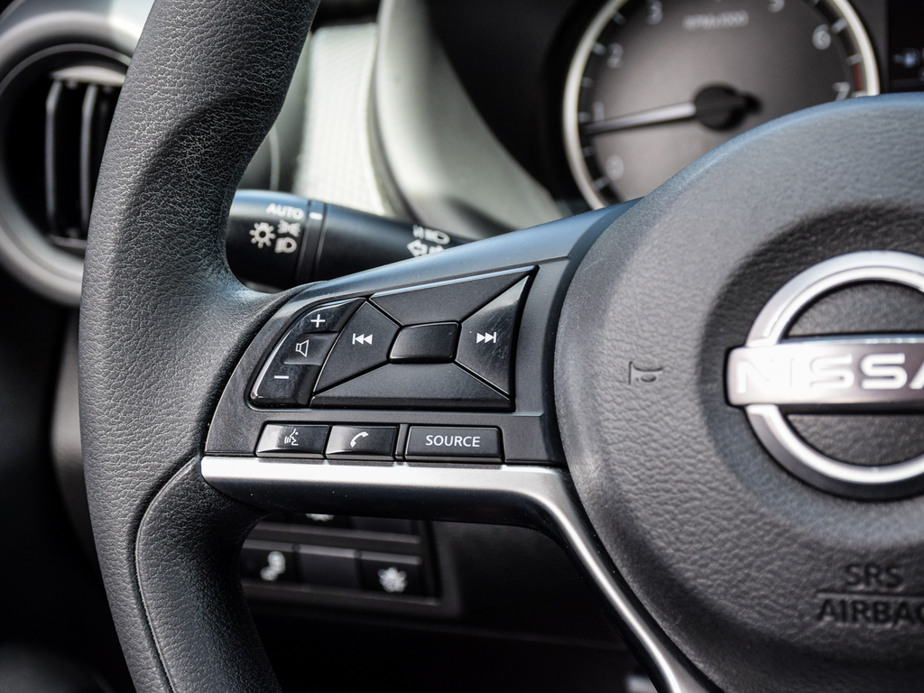 2022 Nissan Kicks S, Toronto, Cash