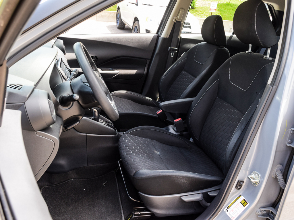 2022 Nissan Kicks S, Toronto, Cash