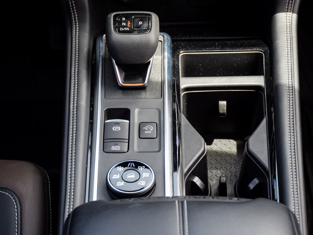 2023 Nissan Pathfinder Platinum, Toronto, Cash