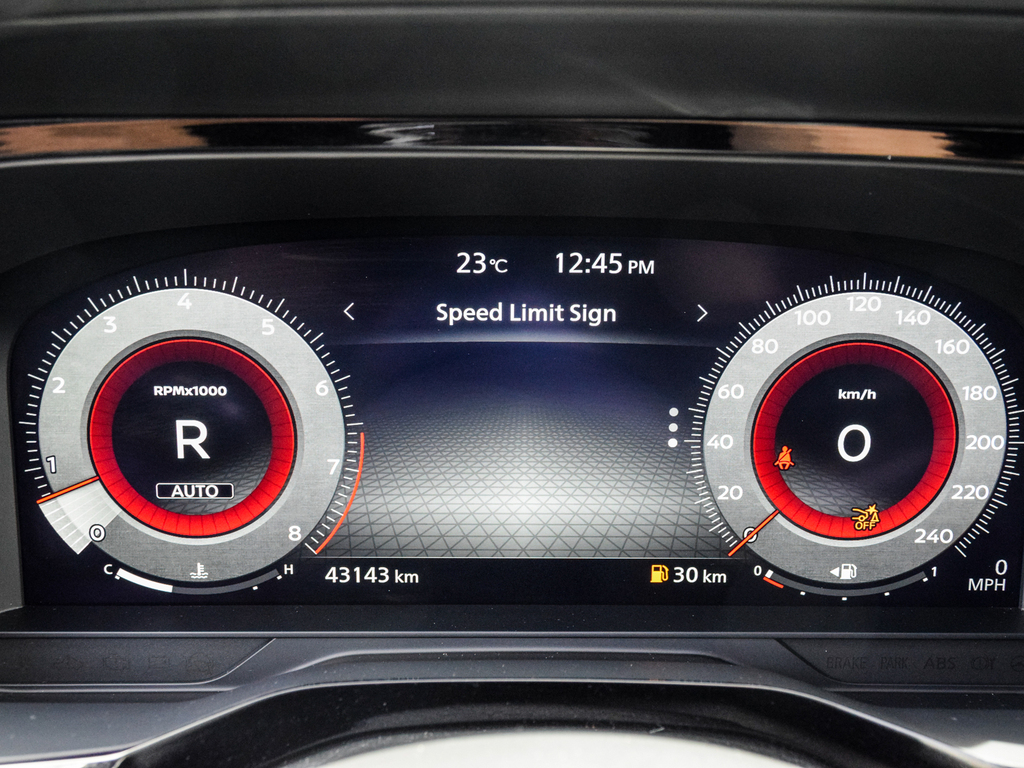 2023 Nissan Pathfinder Platinum, Toronto, Cash